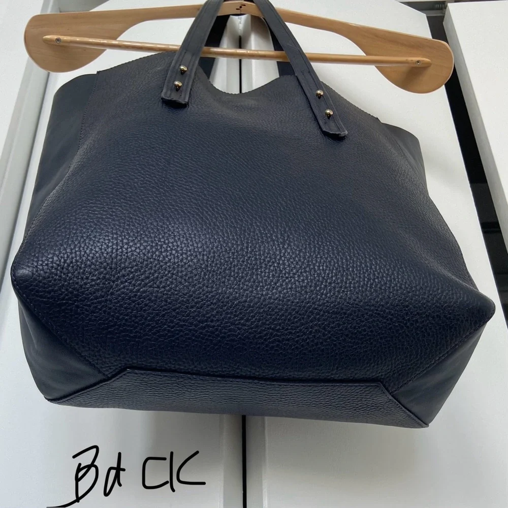 Aspinal of London - Essential Leather Tote Bag Navy Pebble - Pristine/Excellent - Picture 10 of 16